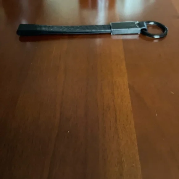 PORSCHE DESIGN LEATHER KEY CHAIN. PLASTIC STILL ON, NEW - Picture 2 of 3